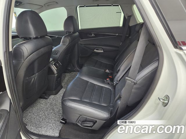 Kia Sorento 2018 — photo 9