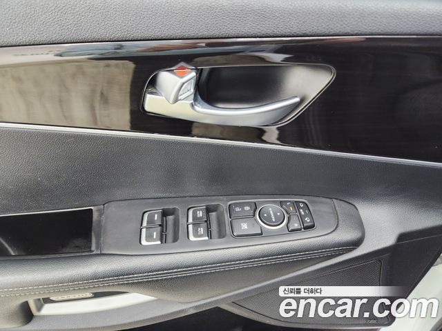 Kia Sorento 2018 — photo 17