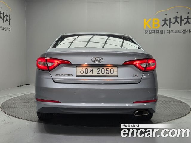 Hyundai Sonata 2015 — photo 6