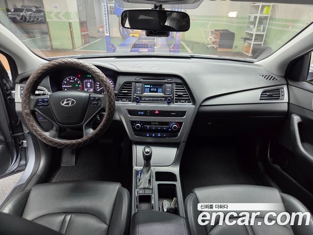 Hyundai Sonata 2015 — photo 13