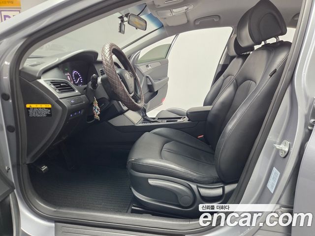 Hyundai Sonata 2015 — photo 14