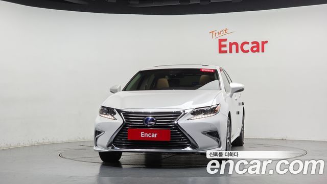 Lexus ES 2017 — photo 3