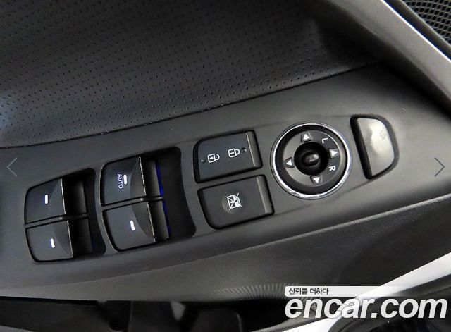 Hyundai AVANTE 2013 — photo 13