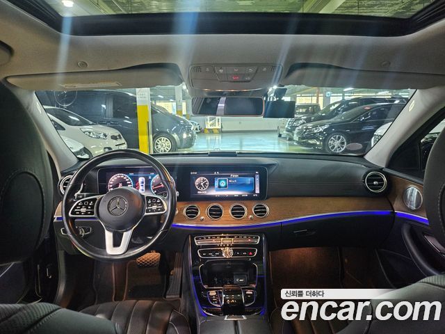 Mercedes-Benz E-Class 2019 — photo 7