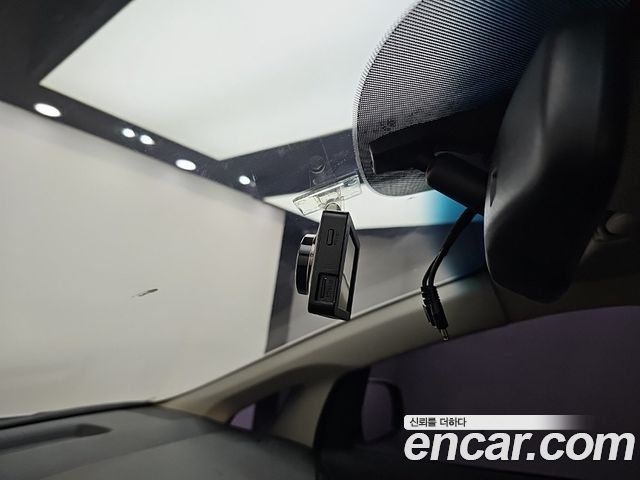 Kia Canival 2016 — photo 17