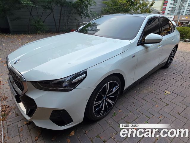 BMW 5-Series 2024 — photo 6