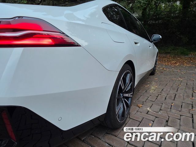 BMW 5-Series 2024 — photo 7