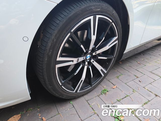 BMW 5-Series 2024 — photo 11