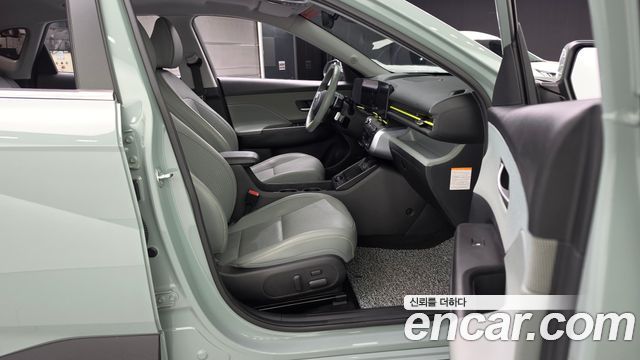 Hyundai Kona 2023 — photo 17