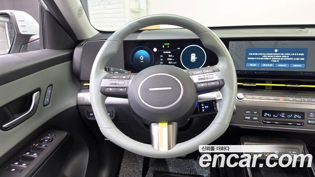 Hyundai Kona 2023 — photo 19