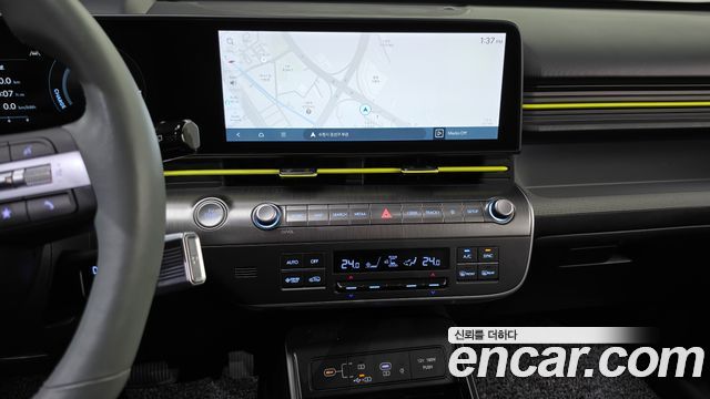 Hyundai Kona 2023 — photo 20