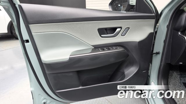 Hyundai Kona 2023 — photo 14