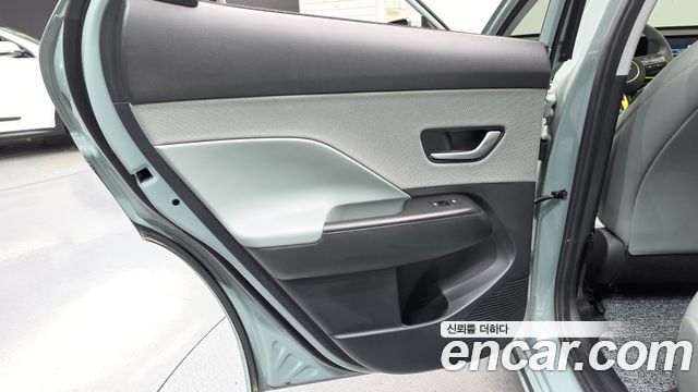 Hyundai Kona 2023 — photo 15