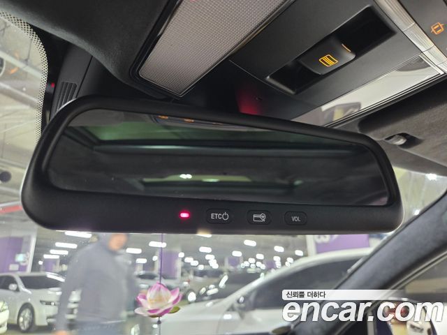 Mercedes-Benz S-Class 2013 — photo 17