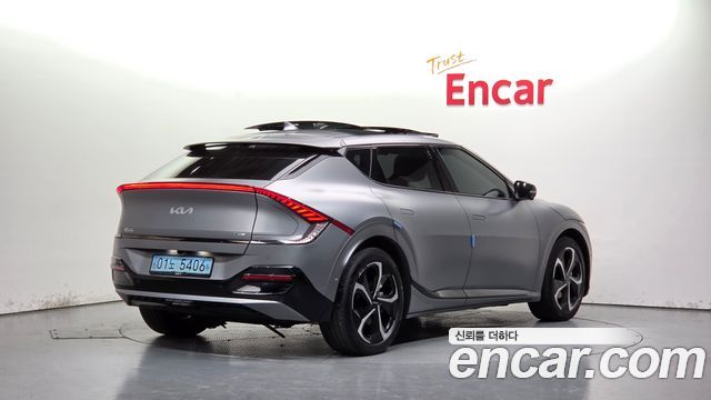 Kia EV6 2022 — photo 2