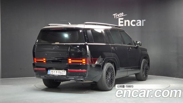 Hyundai Santafe 2025 — photo 2