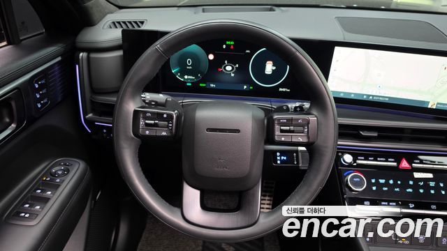Hyundai Santafe 2025 — photo 18
