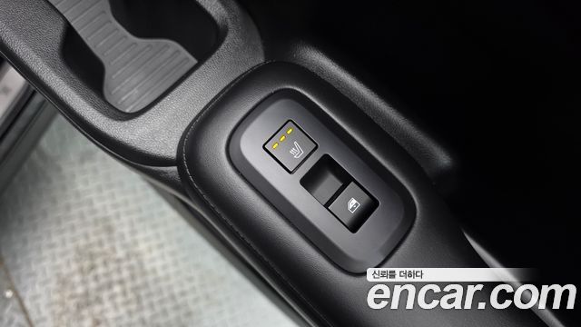 Hyundai Santafe 2025 — photo 23