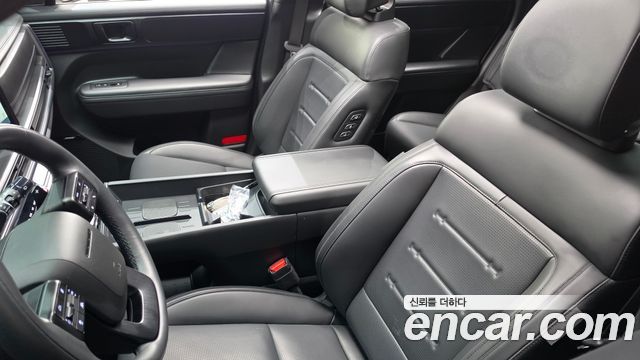 Hyundai Santafe 2025 — photo 29