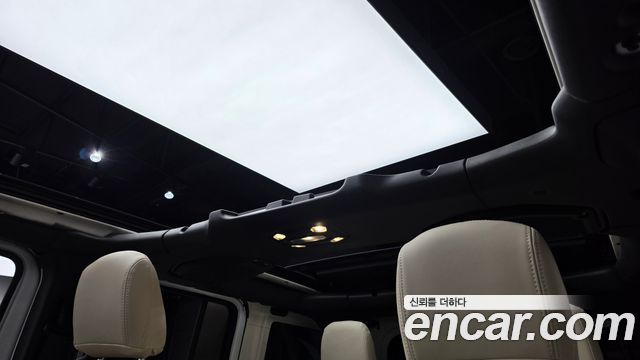 Jeep Wrangler 2022 — photo 21