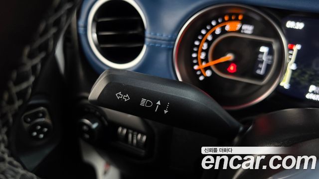 Jeep Wrangler 2022 — photo 27
