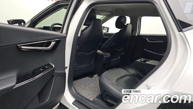 Kia EV6 2022 — photo 11