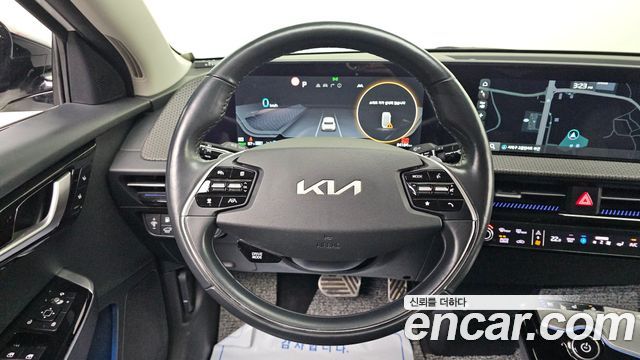 Kia EV6 2022 — photo 12