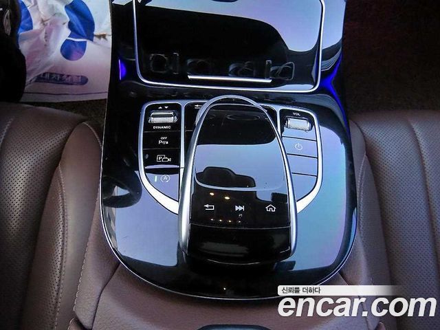 Mercedes-Benz E-Class 2017 — photo 13