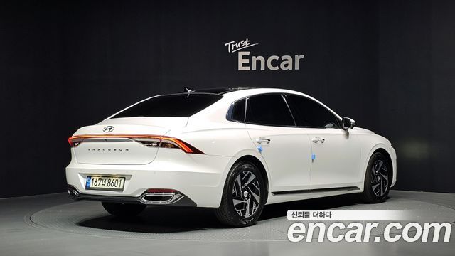 Hyundai Grandeur 2022 — photo 2