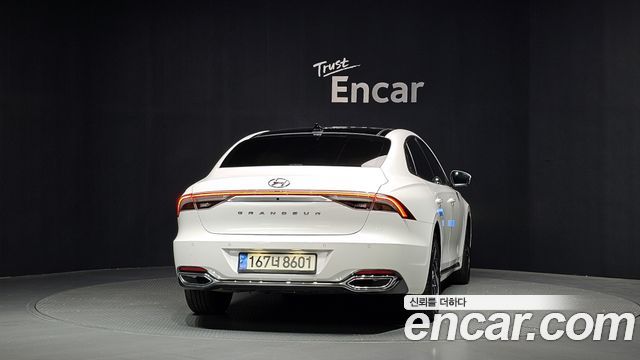 Hyundai Grandeur 2022 — photo 4