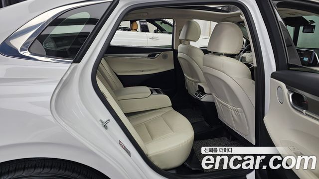 Hyundai Grandeur 2022 — photo 17