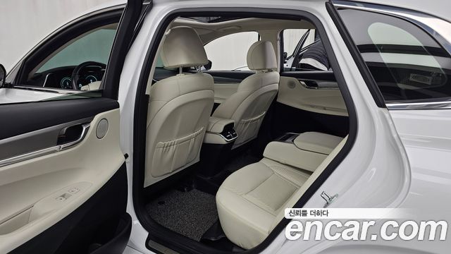 Hyundai Grandeur 2022 — photo 18