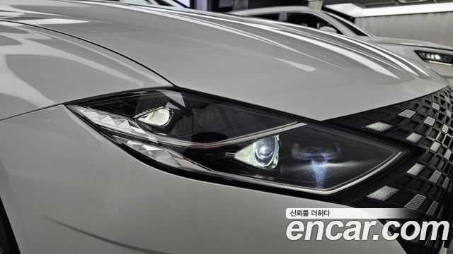 Hyundai Grandeur 2022 — photo 8