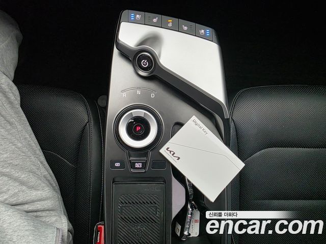 Kia EV6 2022 — photo 10