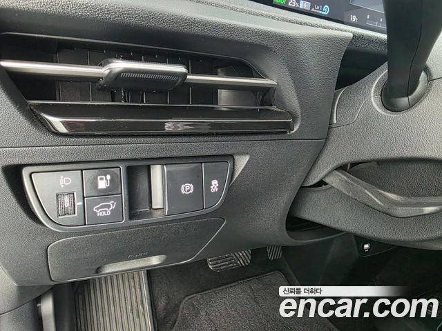 Kia EV6 2022 — photo 11