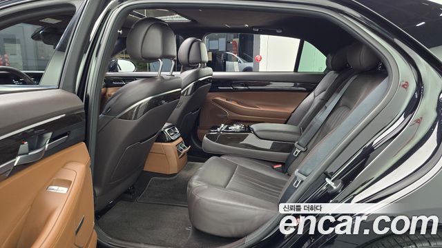 Genesis G90 2019 — photo 18