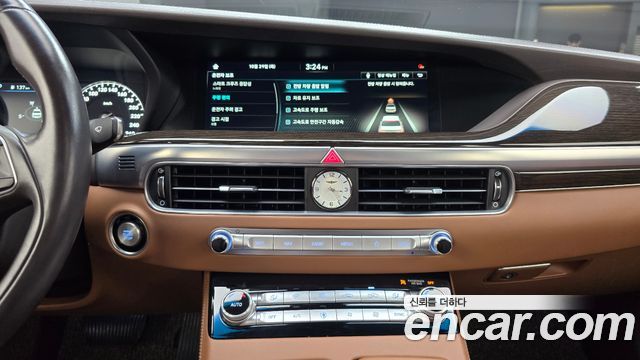 Genesis G90 2019 — photo 20