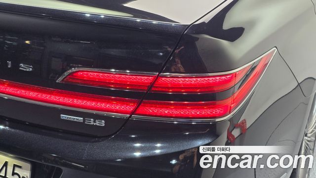 Genesis G90 2019 — photo 9