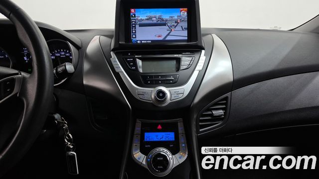 Hyundai AVANTE 2011 — photo 14