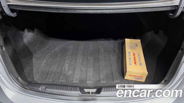Hyundai AVANTE 2011 — photo 20
