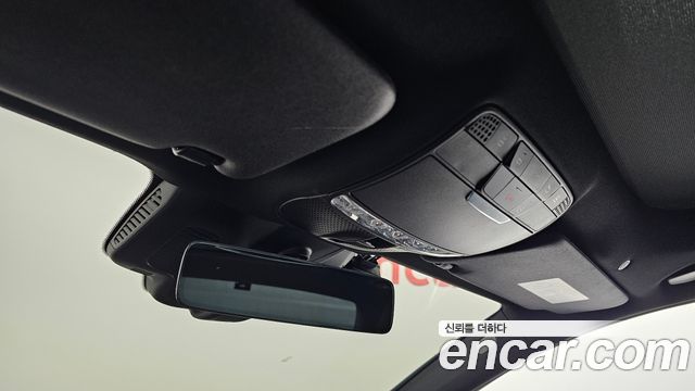 Mercedes-Benz E-Class 2022 — photo 35