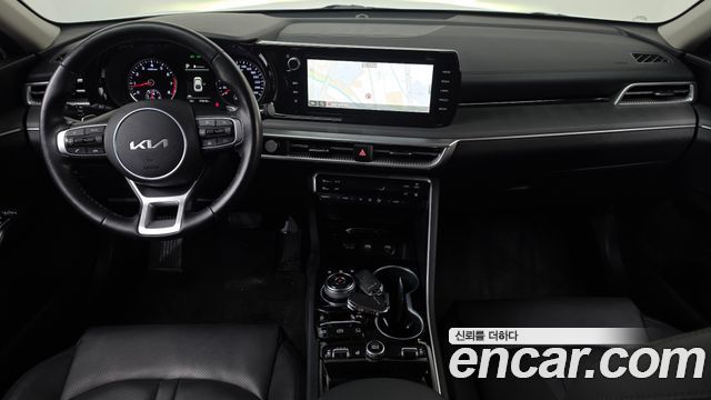 Kia K5 2023 — photo 10
