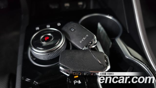 Kia K5 2023 — photo 22