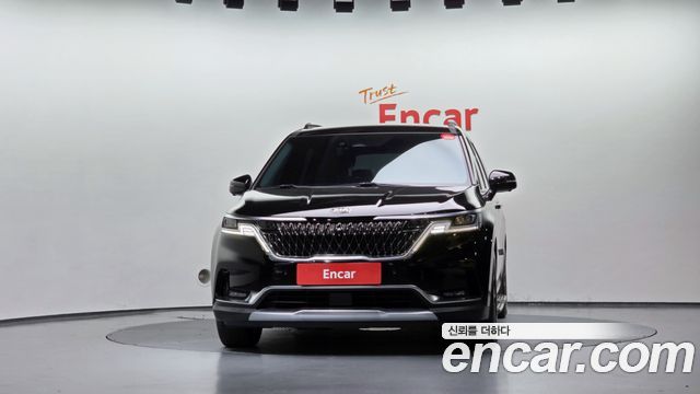 Kia Canival 2021 — photo 3
