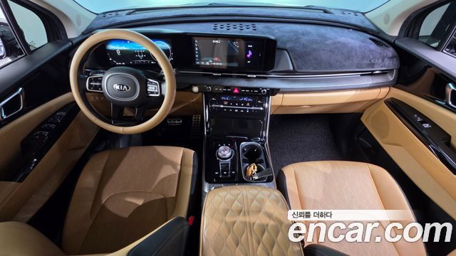 Kia Canival 2021 — photo 10