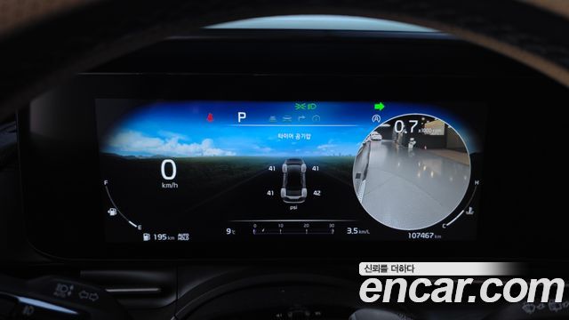 Kia Canival 2021 — photo 11
