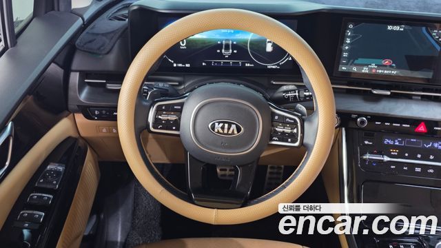 Kia Canival 2021 — photo 19