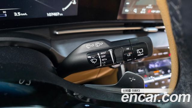 Kia Canival 2021 — photo 27