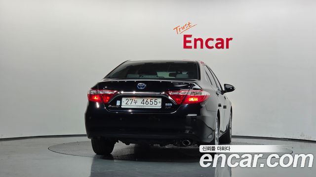 Toyota Camry 2017 — photo 4
