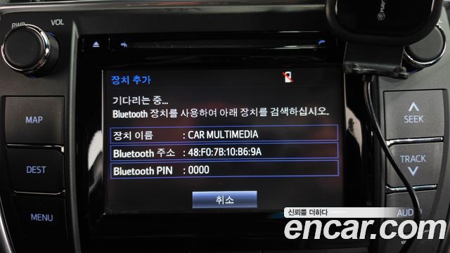 Toyota Camry 2017 — photo 16